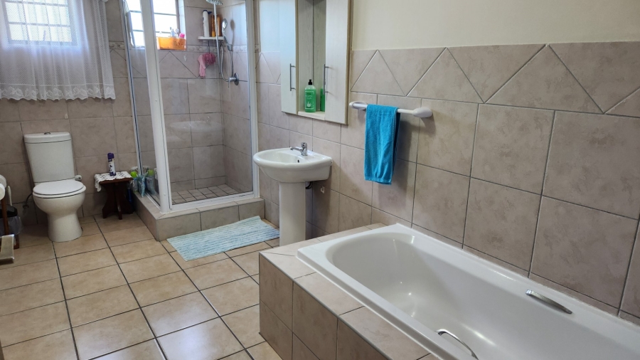 3 Bedroom Property for Sale in Seemeeu Park Western Cape